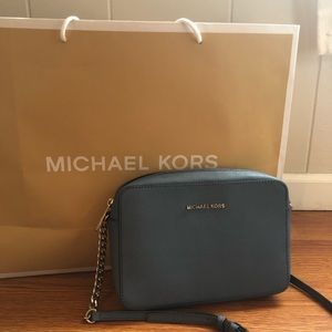❌SOLD❌Michael Kors Crossbody